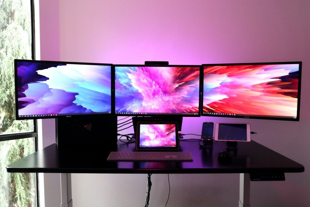 Triple Monitor Setup